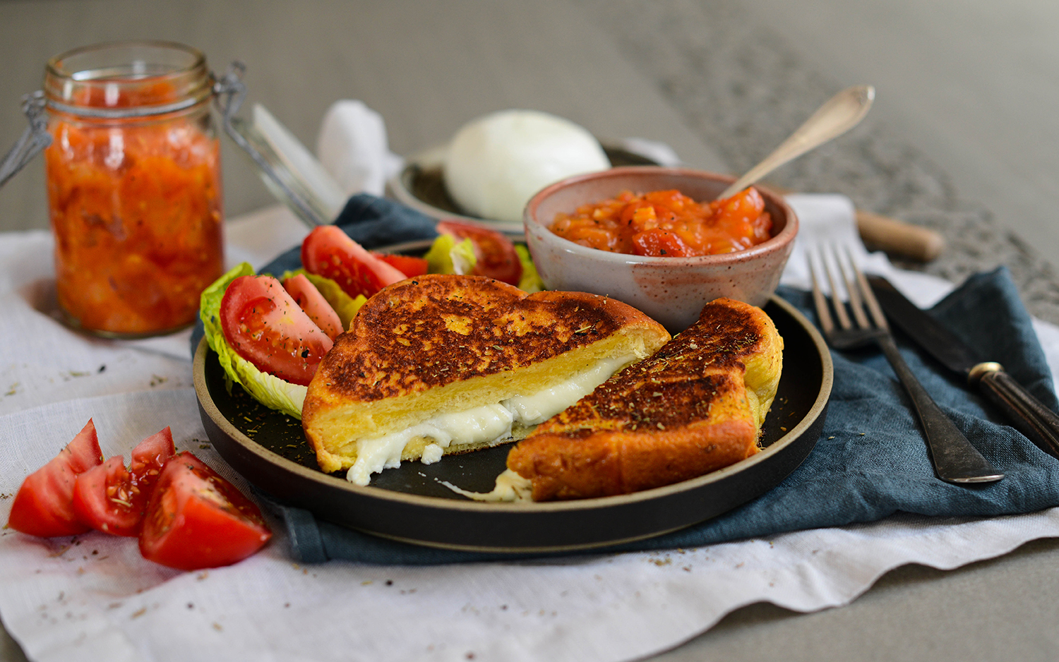 Lea-Lou-French-toast-cheese-tomato-chutney-3